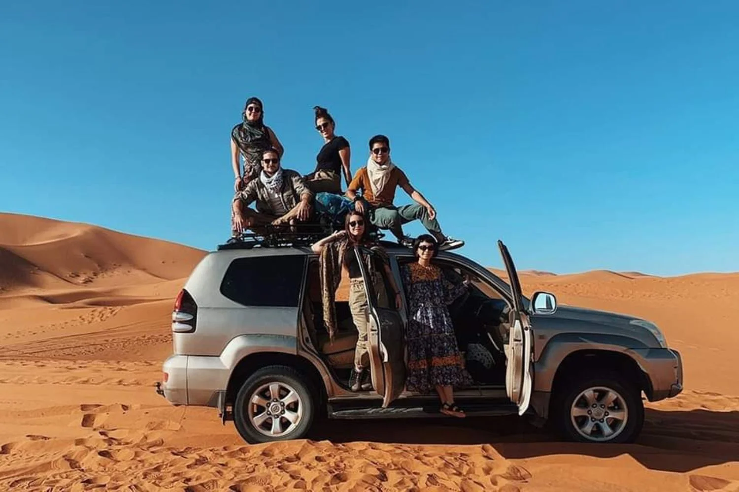 Circuits 4×4 à Travers les Plus Beaux Déserts du Maroc