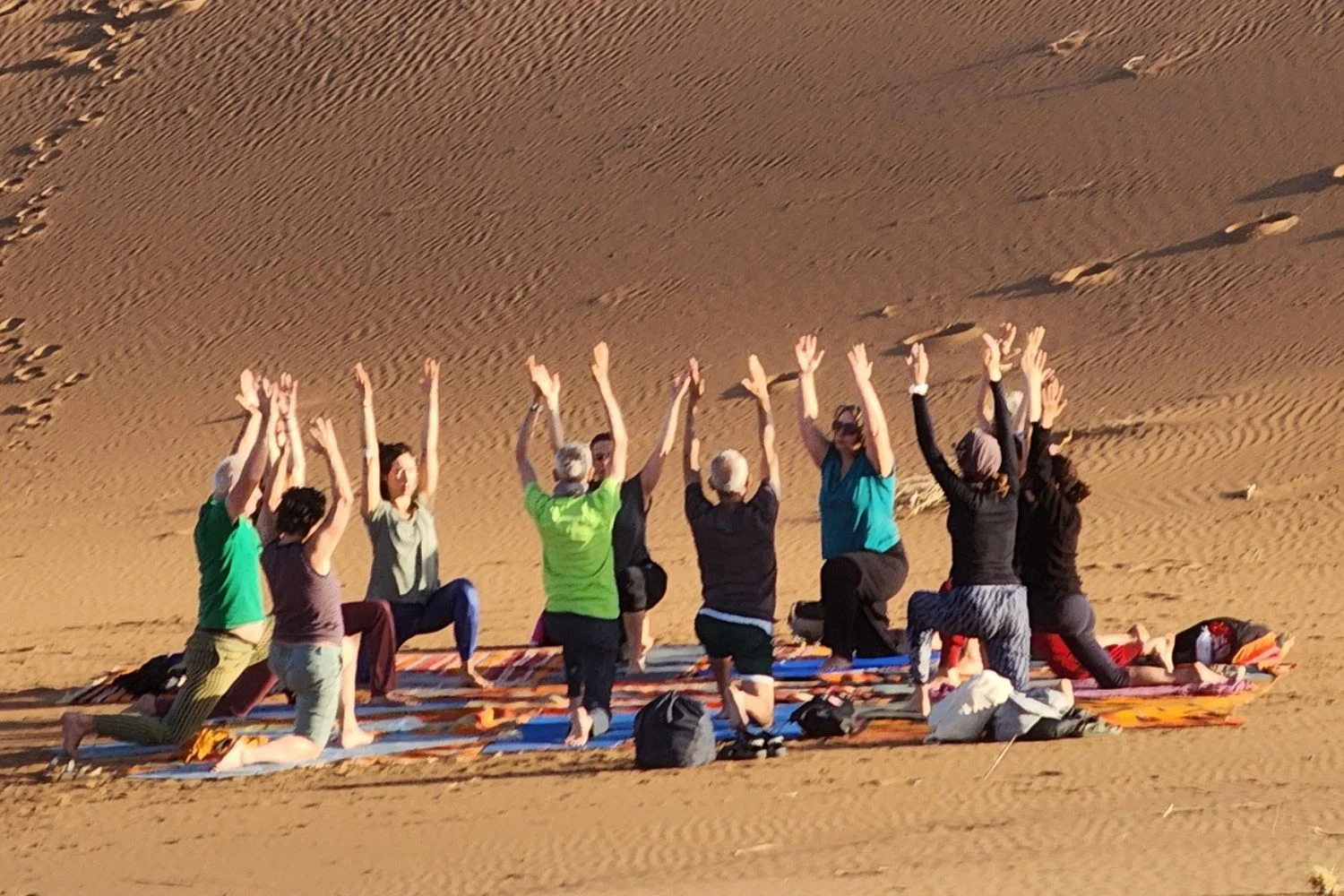 Retraites de Yoga au Cœur du Désert Marocain